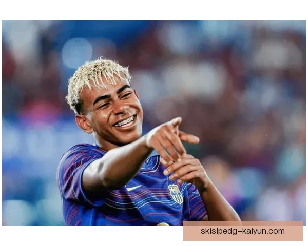 足球诚意点评：本周最佳球员表现亮眼，比赛分析全面解析