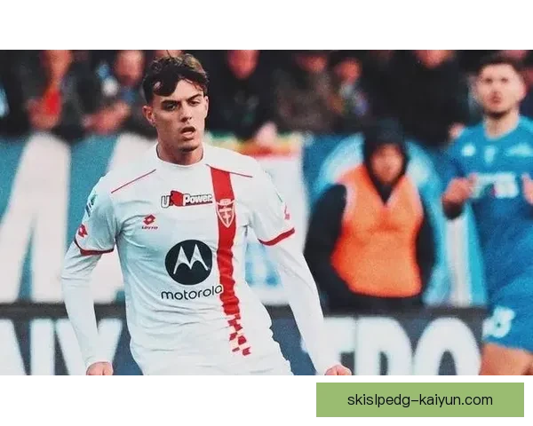 马尔蒂尼进攻端特点分析：在比赛中展现出的稳健表现与战术灵活性